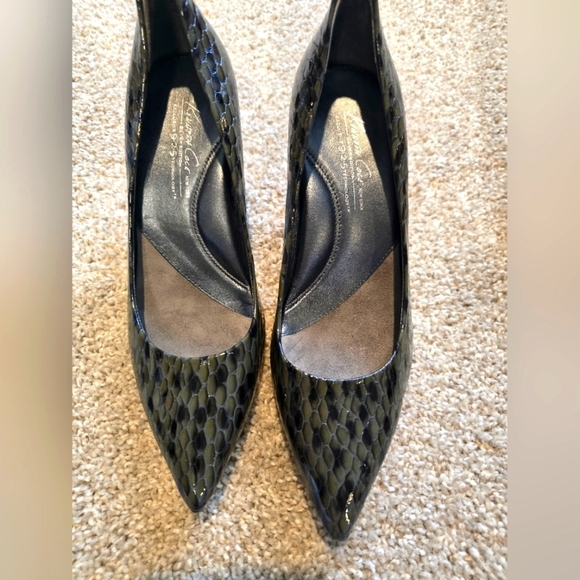 Kenneth Cole 925 Heels - Picture 1 of 8